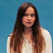 El texto musical SKYLIGHT de GABRIELLE APLIN también está presente en el álbum Skylight (2022)