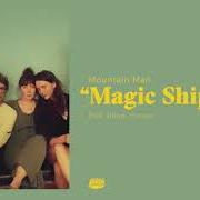 El texto musical UNDERWEAR de MOUNTAIN MAN también está presente en el álbum Magic ship (2018)