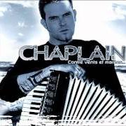 El texto musical L'ÉCHARPE de ANTHONY CHAPLAIN también está presente en el álbum Contre vents et marées (2006)