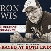 El texto musical LIFE BEHIND BARS de AARON LEWIS también está presente en el álbum Frayed at both ends (2022)