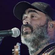 El texto musical IT KEEPS ON WORKIN' de AARON LEWIS también está presente en el álbum State i'm in (2019)