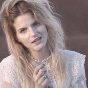 El texto musical QUEL BACIO de CHIARA GALIAZZO también está presente en el álbum Nessun posto e' casa mia (2017)