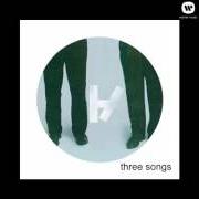 El texto musical GUNS FOR HANDS de TWENTY ONE PILOTS también está presente en el álbum Three songs (2012)