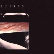 El texto musical LITTLE LU de SIKITIKIS también está presente en el álbum B (2008)
