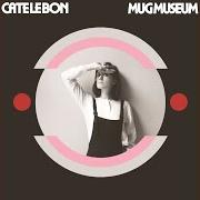 El texto musical SISTERS de CATE LE BON también está presente en el álbum Mug museum (2013)