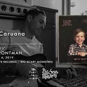El texto musical I LOVE YOU, PLEASE WATCH OVER US de VINNIE CARUANA también está presente en el álbum Aging frontman (2019)