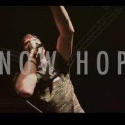 El texto musical IN LIGHT IN ME de THE COLOR MORALE también está presente en el álbum Know hope (2013)