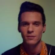 El texto musical PARACHUTE de MATTHEW KOMA también está presente en el álbum Parachute (2012)