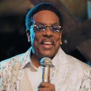 El texto musical GOODNIGHT KISSES de CHARLIE WILSON también está presente en el álbum Forever charlie (2015)