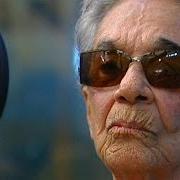 El texto musical UN MUNDO RARO de CHAVELA VARGAS también está presente en el álbum Por siempre (2012)