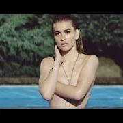 El texto musical DRUNK TONIGHT de EMMELIE DE FOREST también está presente en el álbum Drunk tonight (2014)