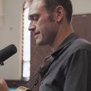 El texto musical SALT (IN THE WOUNDS) OF THE EARTH, PT. 3 de CHRIS THILE también está presente en el álbum Laysongs (2021)