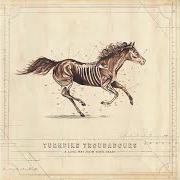 El texto musical THE WINDING STAIR MOUNTAIN BLUES de TURNPIKE TROUBADOURS también está presente en el álbum A long way from your heart (2017)