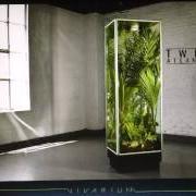 El texto musical CARIBBEAN WAR SYNDROME de TWIN ATLANTIC también está presente en el álbum Vivarium (2009)