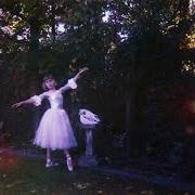 El texto musical BEAUTIFULLY UNCONVENTIONAL de WOLF ALICE también está presente en el álbum Visions of a life (2017)