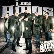 El texto musical PARIENTE PARIENTE de LOS AMOS DE NUEVO LEON también está presente en el álbum Andamos bien chuckys (2012)