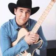 El texto musical HALF THE MAN de CLINT BLACK también está presente en el álbum No time to kill (1993)