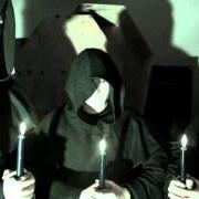 El texto musical DEATH MONKS de GREEN DEATH también está presente en el álbum The deathening (2013)