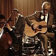 El texto musical GOOD FOR ME de ABOVE & BEYOND también está presente en el álbum Acoustic (2014)