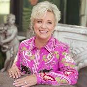 El texto musical I'M NOT OVER YOU de CONNIE SMITH también está presente en el álbum The cry of the heart (2021)