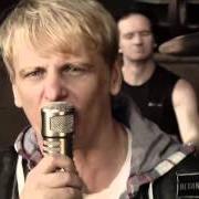 El texto musical SIEGER IM LICHT de THE SIX también está presente en el álbum Gebrannte kinder (2014)