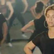 El texto musical GREEN LIGHT de BEYONCE KNOWLES también está presente en el álbum Life is but a dream (2013)