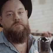 El texto musical I NEED NEVER GET OLD de NATHANIEL RATELIFF también está presente en el álbum Nathaniel rateliff & the night sweats (2015)