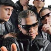 El texto musical TRAMBO de JOWELL & RANDY también está presente en el álbum Casa de leones (2007)