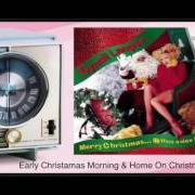 El texto musical NEW YEAR'S BABY (FIRST LULLABY) de CYNDI LAUPER también está presente en el álbum Merry christmas... have a nice life! (1998)