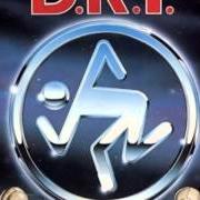 El texto musical PROBATION de D.R.I. también está presente en el álbum Crossover (1987)