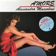 El texto musical AMAI KIOUKU de ALESSANDRA MUSSOLINI también está presente en el álbum Amore (1982)
