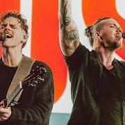 El texto musical I KNOW A NAME de ELEVATION WORSHIP también está presente en el álbum I know a name (2025)