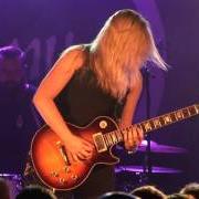 El texto musical LORD HAVE MERCY de JOANNE SHAW TAYLOR también está presente en el álbum Diamonds in the dirt (2010)