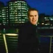 El texto musical HE DON'T LOVE YOU LIKE I LOVE YOU de DANIEL BEDINGFIELD también está presente en el álbum Gotta get thru this (2002)