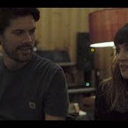 El texto musical ALL ABOUT YOU de OH WONDER también está presente en el álbum Ultralife (2017)