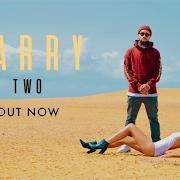 El texto musical SPARKLING' WATER de LARRY JUNE también está presente en el álbum Larry two (2017)