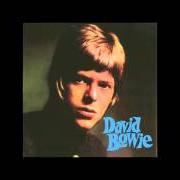 El texto musical THE LITTLE BOMBARDIER de DAVID BOWIE también está presente en el álbum David bowie (1967)
