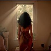 El texto musical I DON'T de SABRINA CLAUDIO también está presente en el álbum Confidently lost (2017)