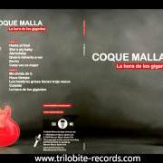 El texto musical LOS HOMBRES GRISES TIENEN TRAJE NUEVO de COQUE MALLA también está presente en el álbum La hora de los gigantes (2009)