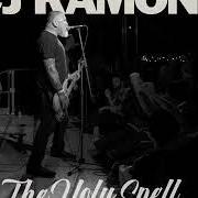 El texto musical ROCK ON de C.J. RAMONE también está presente en el álbum The holy spell... (2019)