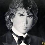 El texto musical UN TOQUE DE LOCURA de JOSE LUIS RODRIGUEZ también está presente en el álbum Dueño de nada (1982)