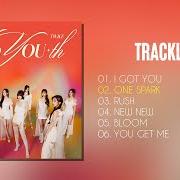 El texto musical YOU GET ME de TWICE también está presente en el álbum Twice - with you-th (2024)