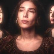 El texto musical SOLITARY DAUGHTER de BEDOUINE también está presente en el álbum Bedouine (deluxe) (2017)