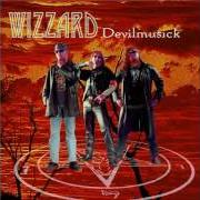 El texto musical FEATHERS BURN, LEATHER DOESN'T de WIZZARD también está presente en el álbum Devilmusick (1998)