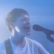 El texto musical AS THE RIVER FLOWS de WALLIS BIRD también está presente en el álbum Woman (2019)