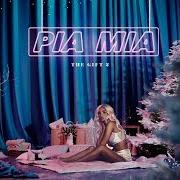El texto musical ONE SONG AWAY de PIA MIA también está presente en el álbum The gift 2 (2017)