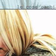 El texto musical PRENDILA COSÌ de DELTA V también está presente en el álbum Le cose cambiano (2004)