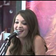 El texto musical HEY LOVE de KIRA ISABELLA también está presente en el álbum Caffeine & big dreams (2014)