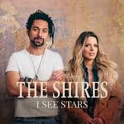 El texto musical I SEE STARS de THE SHIRES también está presente en el álbum 10 year plan (2022)