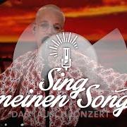 El texto musical DIGGIN' IN THE DIRT de SING MEINEN SONG también está presente en el álbum Sing meinen song - das tauschkonzert, vol. 8 (2021)
